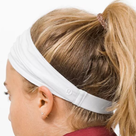 Lululemon Fringe Fighter Headband - Picture 4 of 5